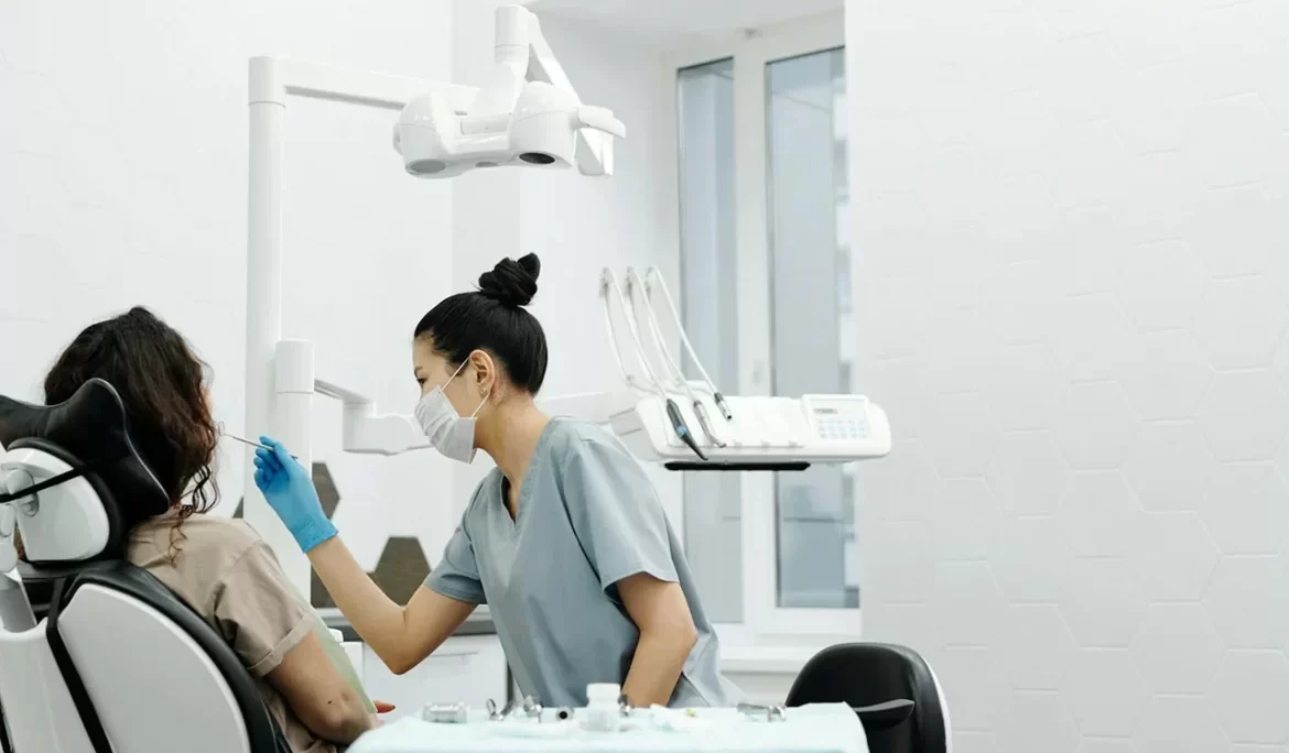Smiling woman showing healthy teeth and confident smile
